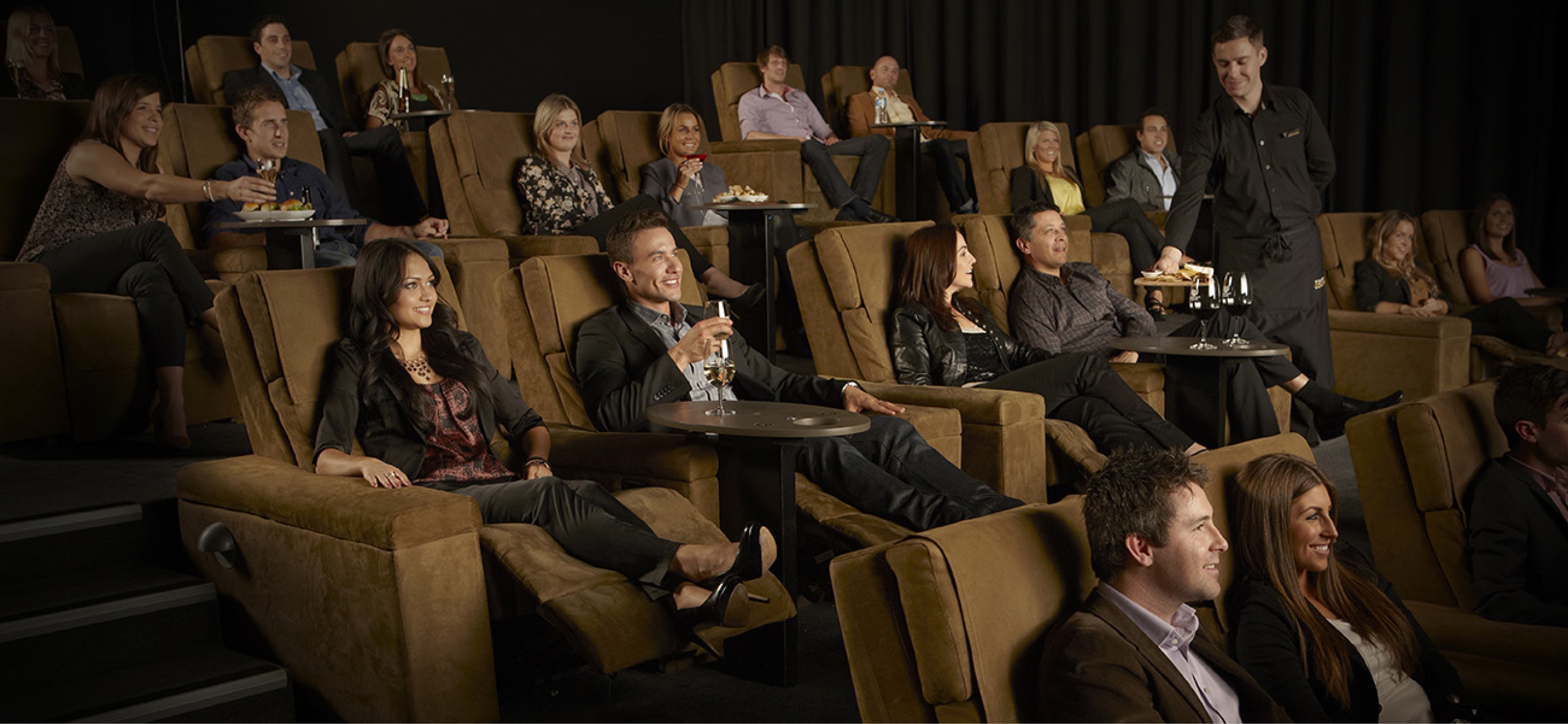 Village Roadshow 利用 Prisma SASE 实现业务转型，每月可节省数千小时